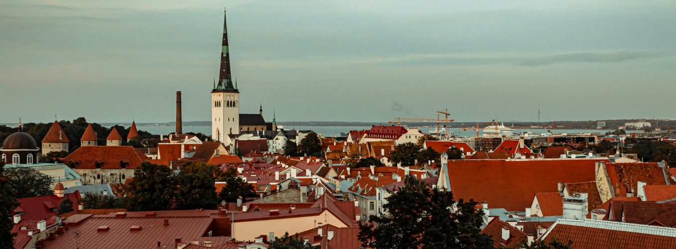 Packages 1358 x 500 (11)