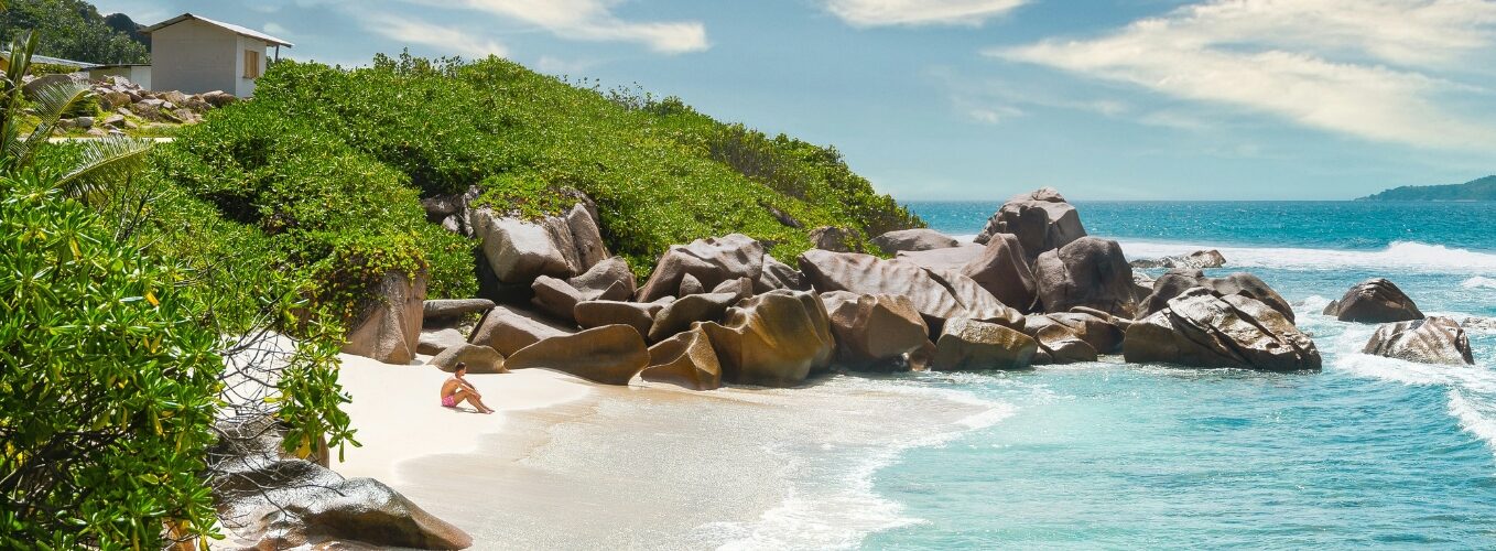 Packages 1358 x 500 (5)